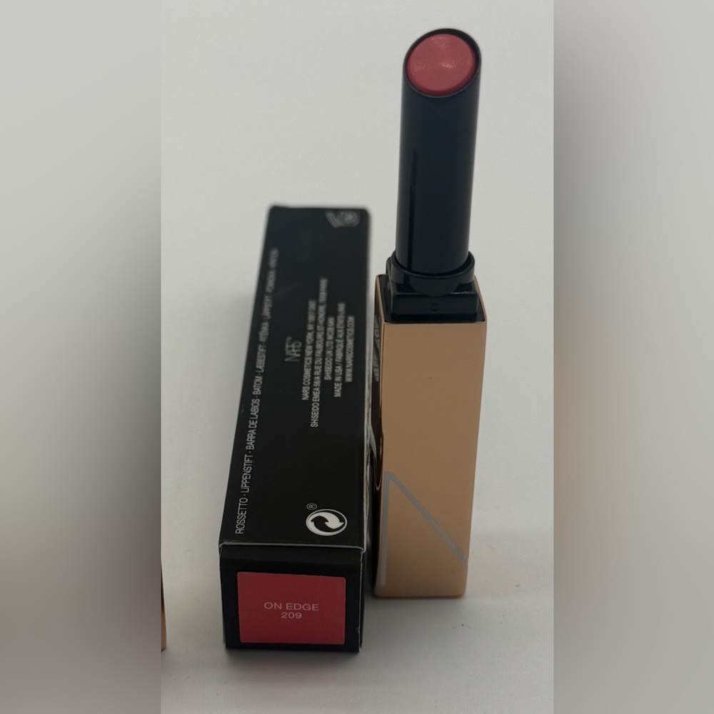 NARS Lipstick On Edge Shade 209